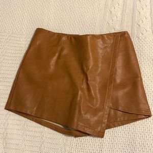 Small, never worn brown leather skort